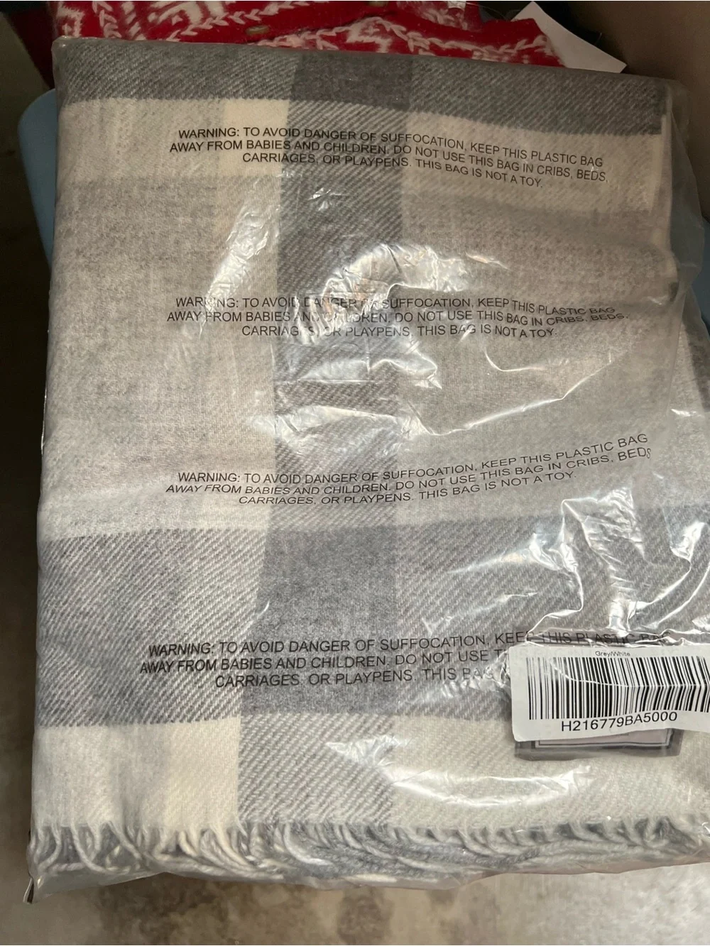 100% LAMBSWOOL FOXFORD GRAY PLAID FRINGE THROW MADE IN IRELAND NWT